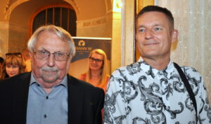 František Mareš, hlavní manažér projektu Vzdělávání a sportem k sebevědomí a zpěvák Ladislav Hron